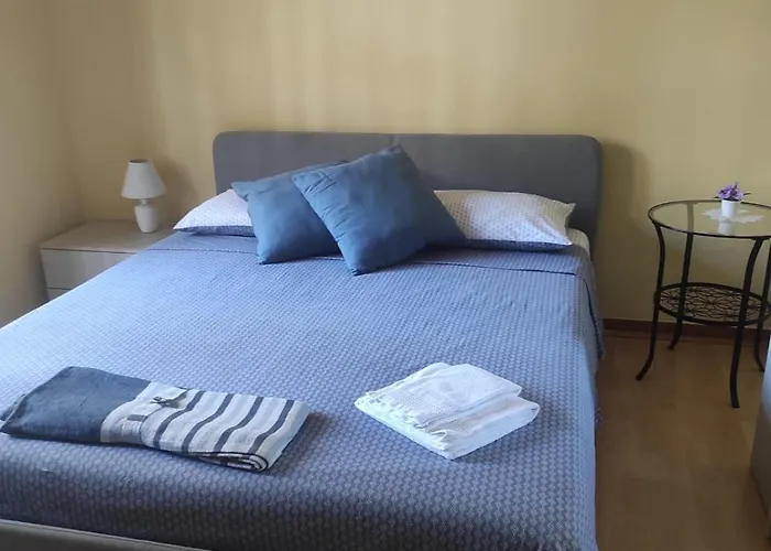 R Family Lejlighed Acireale