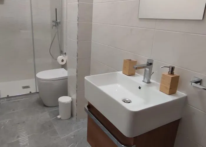 R Family Lejlighed Acireale